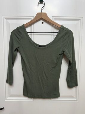 Banana Republic Olive Green Ribbed Scoop Neck Long Sleeve Top